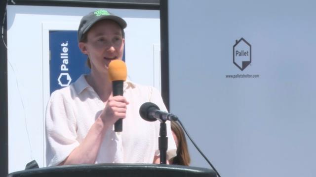 Mayor welcomes Bayside Enhanced Shelter community to Interbay Mayor welcomes Bayside Enhanced Shelter to Interbay