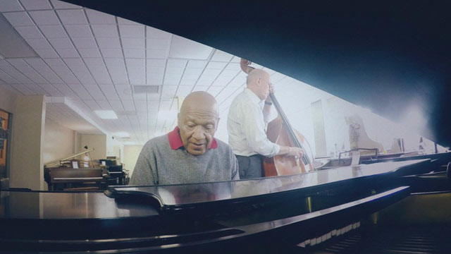 Art Zone: Overton Berry performs 'Guacomolian Shuffle'