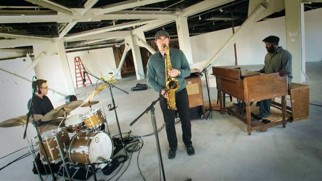 Art Zone: Kareem Kandi Trio performs 'R.I.T.' 10/2/15