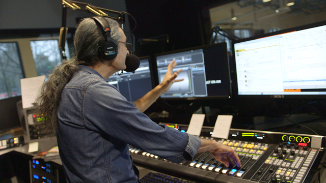 Art Zone: DJ Kevin Cole 1/15/16