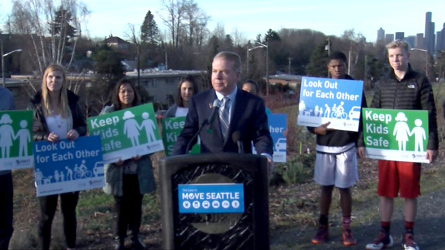 Mayor announces groundbreaking of paved trail for students 1/14/16