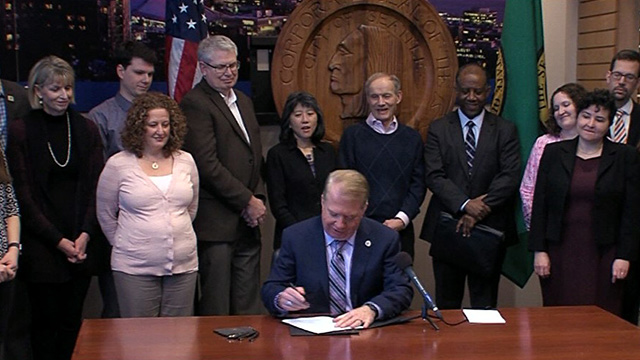 Mayor Murray signs U District rezone legislation 