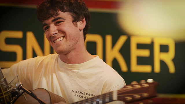 Art Zone: Jason McCue performs 'Carried'