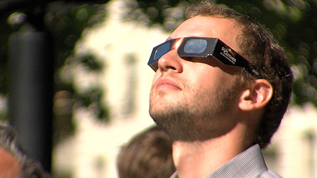 Seattle experiences the 2017 solar eclipse