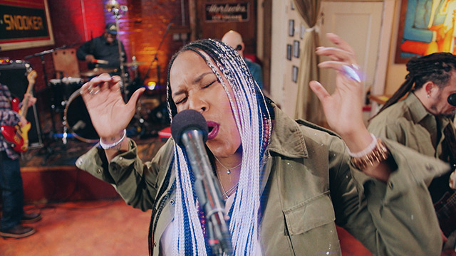 Art Zone: Tiffany Wilson performs 'In Between'