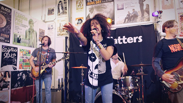 Art Zone: Karmic Unrest performs 'Conman'