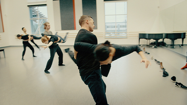 In Studio: Whim W'him "3x3"