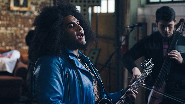 Gypsy Temple performs "King Youngblood"