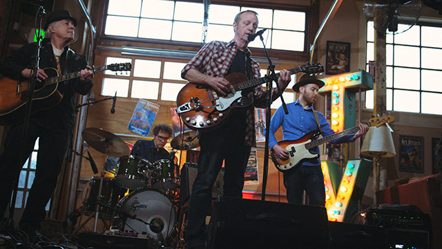 Randy Weeks and The Silent Treatment perform "Change Your Mind"