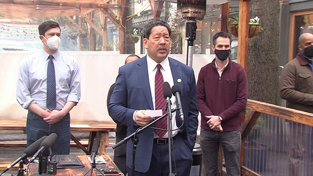 Mayor Bruce Harrell signs Safe Start legislation