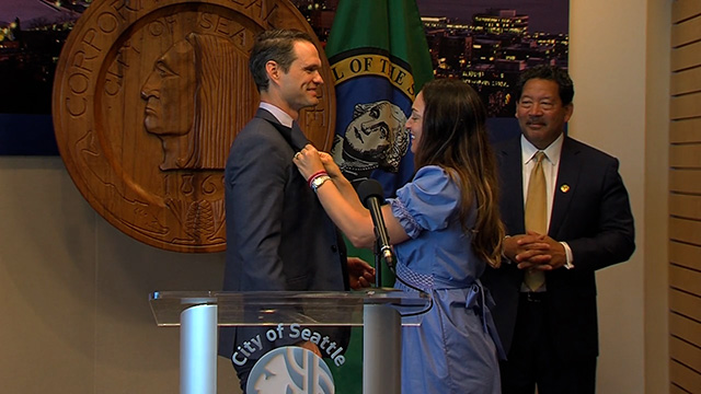 Markham McIntyre sworn in as director of the Office of Economic Development