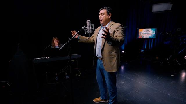 Chino y Chicano: From the fields to the stage with José Iñiguez